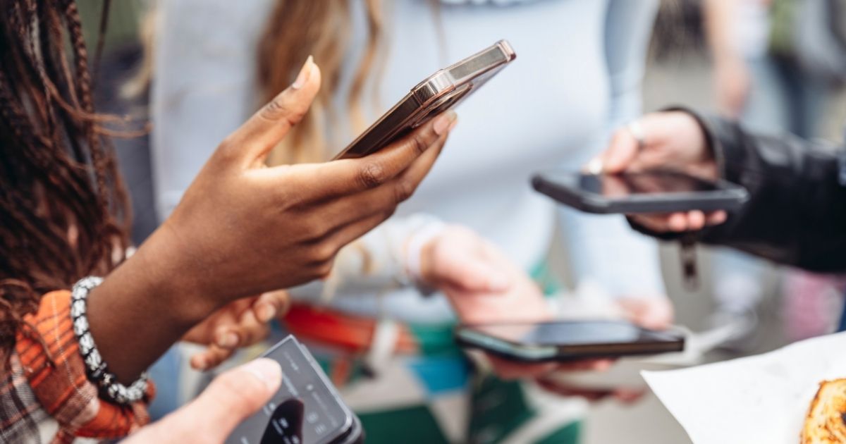 What is Social Media Management? How To?